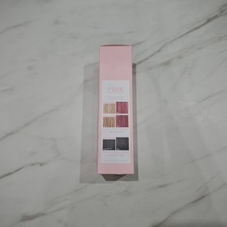 [유니프] 헤어 샤이니 핑크 컬러 트리트먼트240g — 4점을 준 리뷰어가 2023년 11월 올린 사용 사진