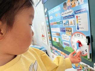 맘트리 133개 자석타일로 만드는 나만의 달력, 마이캘린더[가이드북포함], 어린이달력 — 4.5점을 준 리뷰어가 2023년 1월 올린 사용 사진