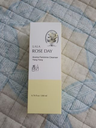라라로즈데이 시즌2 여성청결제 200ml 아로마 페미민 클렌저, 독일더마인증 — 5점을 준 리뷰어가 2021년 9월 올린 사용 사진