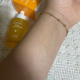 체르엠 스템앤셀 비타민 브라이트닝 에센스 30ml 1개 — 4.5점을 준 리뷰어가 2021년 9월 올린 사용 사진