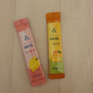 비타앤C 레몬맛, 망고맛 — 5점을 준 리뷰어가 2021년 4월 올린 사용 사진