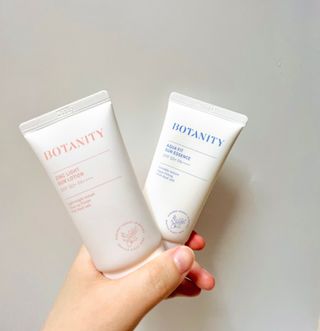 보타니티 촉촉수분자차 아쿠아핏 선 에센스 50ml + 보송톤업자차 징크 선 로션 50ml SPF50+ PA++++ (4/25) — 5점을 준 리뷰어가 2022년 5월 올린 사용 사진