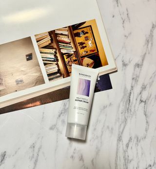 바노바기 코스메틱 바노바기 밀크 씨슬 리페어 세럼 30ml & 크림 50ml — 5점을 준 리뷰어가 2024년 4월 올린 사용 사진