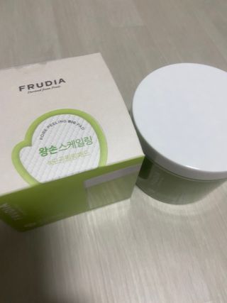 [후르디아] 약산성  모공 필링 패드(70매) — 5점을 준 리뷰어가 2022년 4월 올린 사용 사진