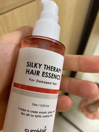 썸헤어 / SUMHAIR 썸헤어 실키 테라피 헤어 에센스 — 5점을 준 리뷰어가 2021년 6월 올린 사용 사진