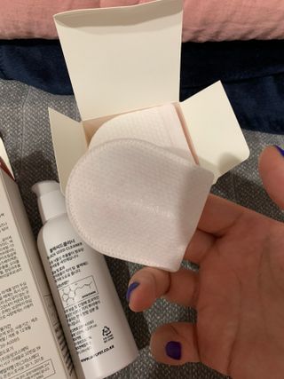 [자유펫] 고양이 턱드름 여드름 예방 및 제거 세트, 블랙씨드케어박스 — 3점을 준 리뷰어가 2021년 10월 올린 사용 사진