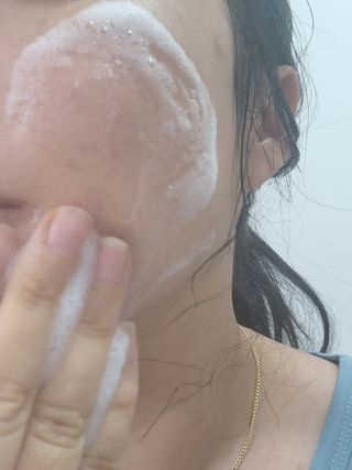 아이디플라코스메틱 아이디 브이로직 마이너스 필링 토너 110ml — 5점을 준 리뷰어가 2022년 5월 올린 사용 사진