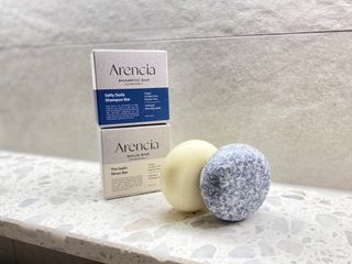 Arencia 아렌시아 솔티소다 샴푸바, 더 새틴 린스바 세트 — 4점을 준 리뷰어가 2021년 6월 올린 사용 사진