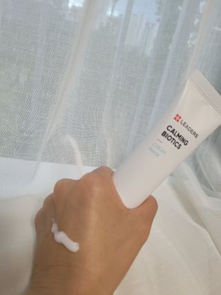 리더스코스메틱 리더스 카밍 바이오틱스 #1등 진정 기획세트 [에센스 워터150ml + 크림 마스크80ml] — 5점을 준 리뷰어가 2022년 9월 올린 사용 사진