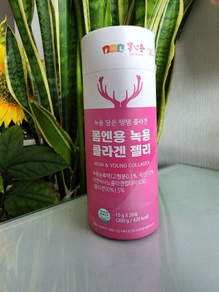 [몸엔용] 녹용 담은 탱탱 콜라겐 녹용 콜라겐 젤리 15g x 20포 — 5점을 준 리뷰어가 2022년 4월 올린 사용 사진