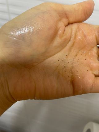 벨먼 내추럴스파 수분광채 스크럽 바디워시 600ml 5종 — 4점을 준 리뷰어가 2022년 5월 올린 사용 사진
