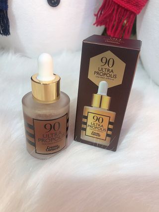 자민경 크레마카라콜 울트라 90 프로폴리스 앰플 — 5점을 준 리뷰어가 2021년 2월 올린 사용 사진