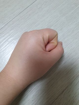팜스테이 티트리 바이옴 카밍 아이크림 — 4점을 준 리뷰어가 2022년 2월 올린 사용 사진