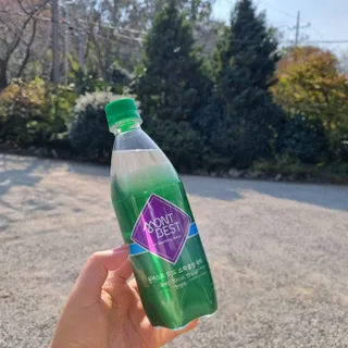 몽베스트 Montbest with Sparkling water Plain 20병 — 5점을 준 리뷰어가 2022년 10월 올린 사용 사진