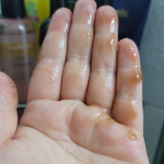 헤어플러스 콴디 플러피 클라우드 버블 팩 클렌저 — 5점을 준 리뷰어가 2021년 4월 올린 사용 사진