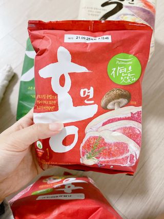 [풀무원] 자연은맛있다 정면, 백면, 홍면  세트 — 5점을 준 리뷰어가 2021년 4월 올린 사용 사진