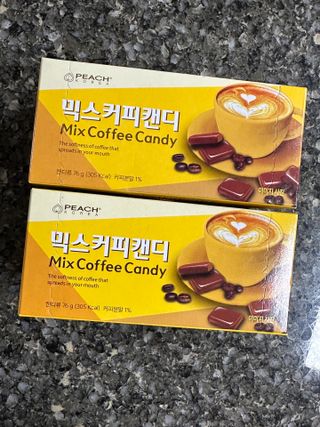 (주) 피치코리아 믹스커피캔디76g x2개입 — 5점을 준 리뷰어가 2022년 11월 올린 사용 사진