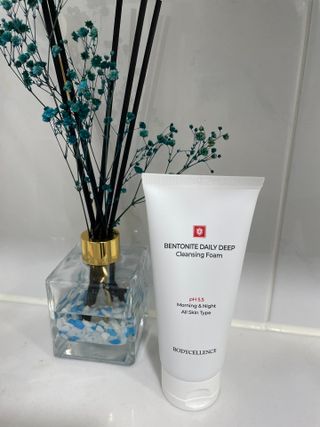 바디셀런스 벤토나이트 데일리 약산성 딥클렌징폼 120ml — 4점을 준 리뷰어가 2021년 12월 올린 사용 사진