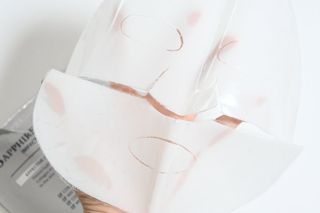 블로그 [웰더마] 프리미엄 사파이어 콜라겐 임팩트 피팅 마스크(4매입/1BOX) — 5점을 준 리뷰어가 2025년 4월 올린 사용 사진