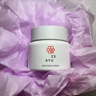 AYU25[아유트웬티파이브]다마스크로즈워터 베이스 천연 수분 촉촉 크림 — 5점을 준 리뷰어가 2021년 3월 올린 사용 사진