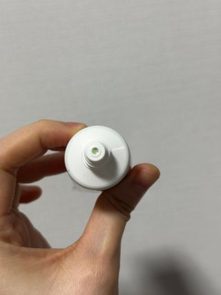 랑벨 랑바이오 블랙 시카 크림 50ml(블랙비 프로폴리스, 시카 4종, 판테놀 10 함유) — 5점을 준 리뷰어가 2023년 2월 올린 사용 사진