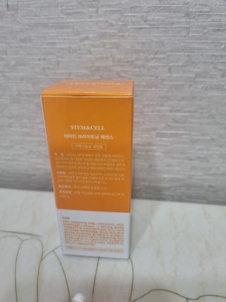 체르엠 스템앤셀 비타민 브라이트닝 에센스 30ml 1개 — 5점을 준 리뷰어가 2021년 10월 올린 사용 사진