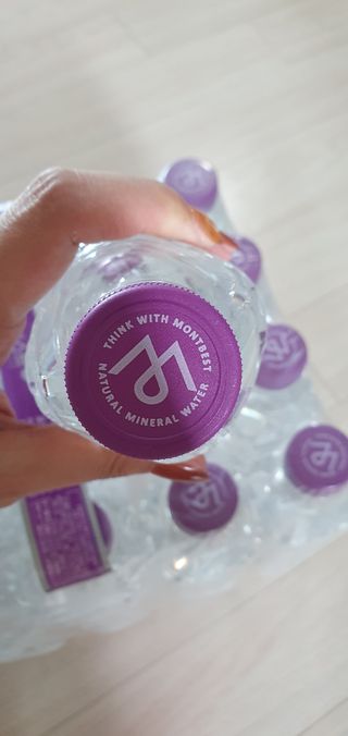 몽베스트 [MONTBEST]위드어스 500mL 20병 — 5점을 준 리뷰어가 2022년 6월 올린 사용 사진