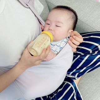 베베누보 다이얼핏 밀착 아기띠 더 이지슬링 Lv1 — 4점을 준 리뷰어가 2021년 5월 올린 사용 사진