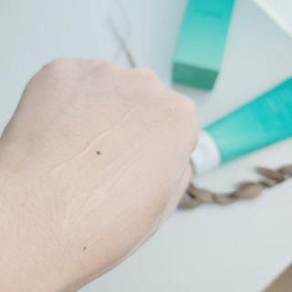 김정문알로에 큐어 큐어 맥시 알로에베라 겔 크림 — 5점을 준 리뷰어가 2021년 2월 올린 사용 사진