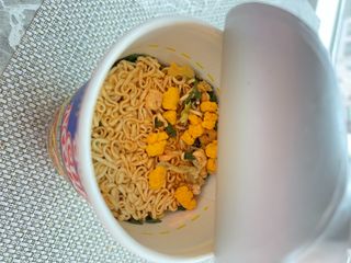 NISSIN 닛신 컵누들  4종 - 씨푸드오리지날, 씨푸드 스파이시, 씨푸드 커리, 씨푸드 XO소스 — 5점을 준 리뷰어가 2023년 1월 올린 사용 사진