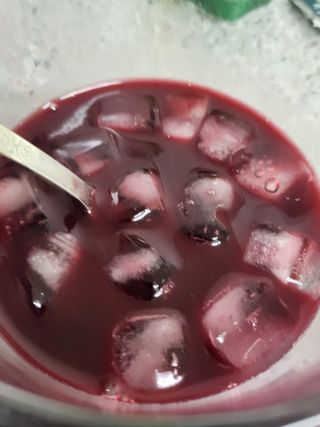 [롯데칠성] 야채듬뿍 더'진한 [롯데칠성] 야채는 이제 COLORFULL! 야채듬뿍  더 진한 레드 4개 +퍼플 4개 (총 8개) — 4점을 준 리뷰어가 2023년 6월 올린 사용 사진