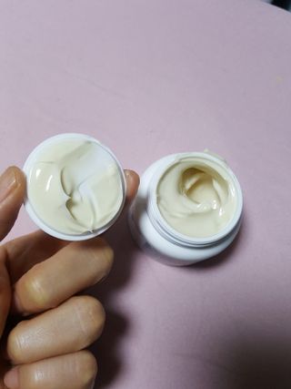 AYU25[아유트웬티파이브]다마스크로즈워터 베이스 천연 수분 촉촉 크림 — 4.5점을 준 리뷰어가 2021년 5월 올린 사용 사진