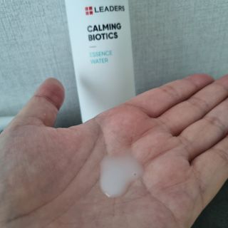 리더스코스메틱 리더스 카밍 바이오틱스 #1등 진정 기획세트 [에센스 워터150ml + 크림 마스크80ml] — 5점을 준 리뷰어가 2022년 8월 올린 사용 사진