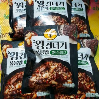 한성기업 무볼레 왕건더기 볶음밥 갈릭스테이크 — 5점을 준 리뷰어가 2021년 10월 올린 사용 사진
