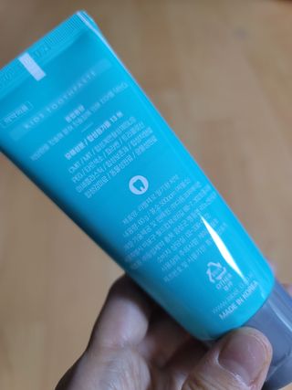 치과에서 쓰는 치약 _ 라벨제로 저불소 꼬마, 키즈, 유아, 베이비, 주니어 안전한 어린이치약 — 4점을 준 리뷰어가 2023년 3월 올린 사용 사진