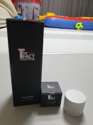 The Fact [5 IN 1] 더 팩트 내추럴 에스에프엔 에이틴 스킨토너 — 4점을 준 리뷰어가 2021년 4월 올린 사용 사진