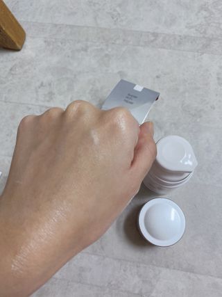 더말로지카 슈퍼 리치 리페어 — 5점을 준 리뷰어가 2020년 12월 올린 사용 사진