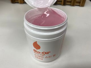 바이오오일 [바이오-오일] 드라이 스킨 젤 100ml — 5점을 준 리뷰어가 2021년 12월 올린 사용 사진