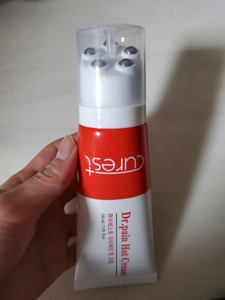건강누리인터내셔날 큐어레스트 스포츠 마사지 닥터페인 바디 핫 롤링 볼 크림(100ml) — 5점을 준 리뷰어가 2022년 3월 올린 사용 사진
