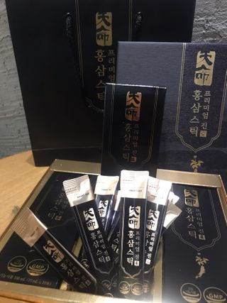 헬스업_천명진프리미엄홍삼스틱_10ml x 30포 — 5점을 준 리뷰어가 2021년 2월 올린 사용 사진