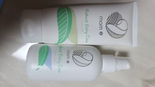 mom e 맘이 내추럴 베이비 케어 크림+바디오일 — 5점을 준 리뷰어가 2021년 1월 올린 사용 사진