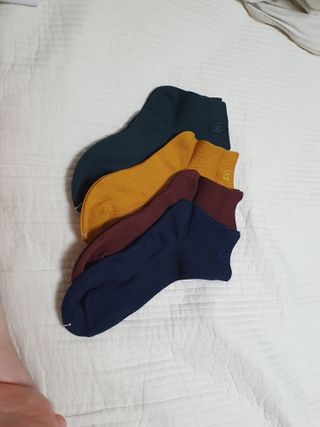 [사이즈가 있는 양말 필로이] 남/여 골지 발목 양말 4족 세트 남【S, M, L, XL】여【S, M, L】_컬러 랜덤 — 5점을 준 리뷰어가 2022년 6월 올린 사용 사진