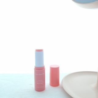 스킨큐어 산다화 카멜리아 안티 링클 멀티밤 — 5점을 준 리뷰어가 2022년 4월 올린 사용 사진
