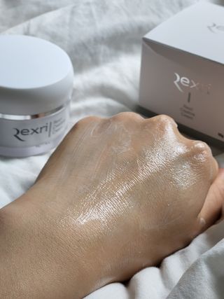 렉스리 크리에이티브 크림  Rexri Creative Cream — 5점을 준 리뷰어가 2022년 6월 올린 사용 사진