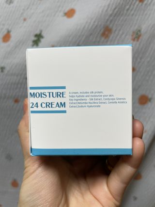 Dr.느루벗 느루벗 모이스쳐 24 크림 — 5점을 준 리뷰어가 2021년 2월 올린 사용 사진