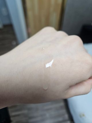 스킨큐어 산다화 비타민c 화이트닝 에센스 30ml — 5점을 준 리뷰어가 2024년 1월 올린 사용 사진