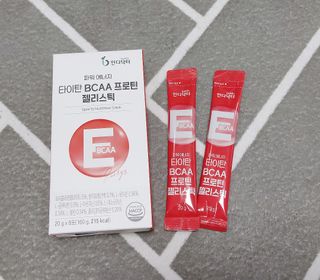 인디닥터 면역 생생 핑크 이뮨 젤리 + 타이탄 BCAA 프로틴 젤리스틱 — 5점을 준 리뷰어가 2022년 3월 올린 사용 사진