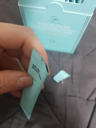 오투에니원 화이트 스완 갈락토미세스 비타민 C 워터 슬리핑 마스크 — 5점을 준 리뷰어가 2022년 12월 올린 사용 사진