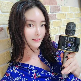 매직씽 노래방 어플리케이션 6개월 이용권 — 5점을 준 리뷰어가 2021년 10월 올린 사용 사진