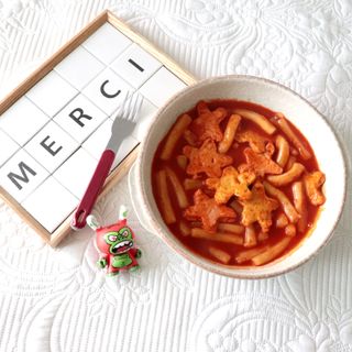 빨간키트 떡볶이 밀키트 2~3인분 매운맛 국물 떡볶이 만들기 쉬운 황금 레시피 분말 소스로 간편한 요리 — 5점을 준 리뷰어가 2021년 8월 올린 사용 사진
